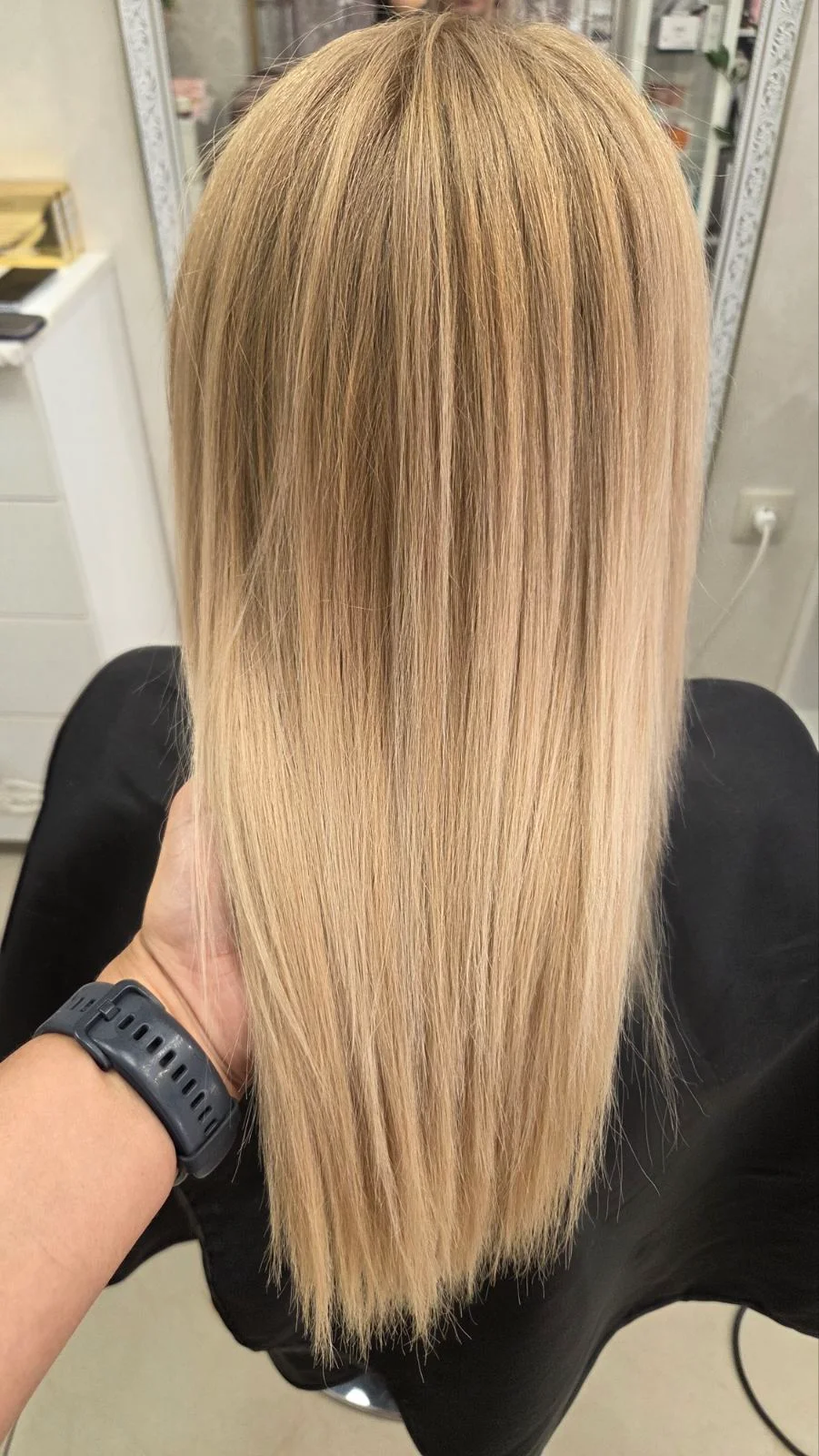 Euphoria Hair & Beauty Bar — работа от салона