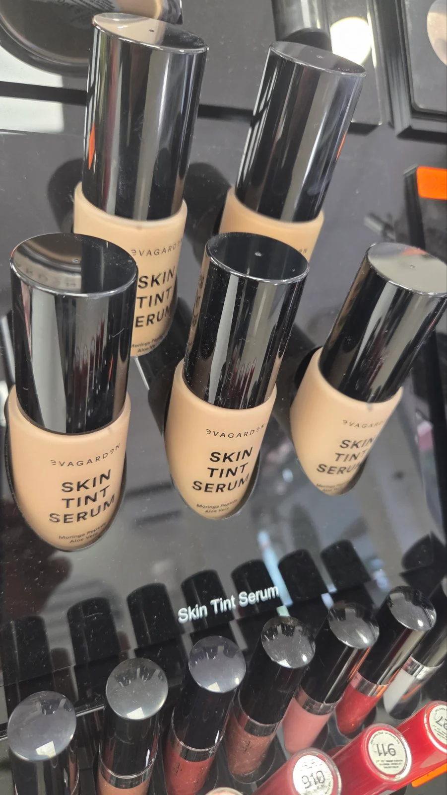 Evagarden Skin Tint Serum: лек тониращ серум в няколко нюанса за естествено покритие